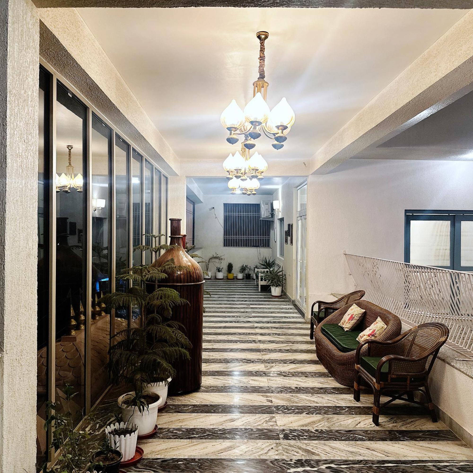Vraj Vilas Vrindavan Ngoại thất bức ảnh